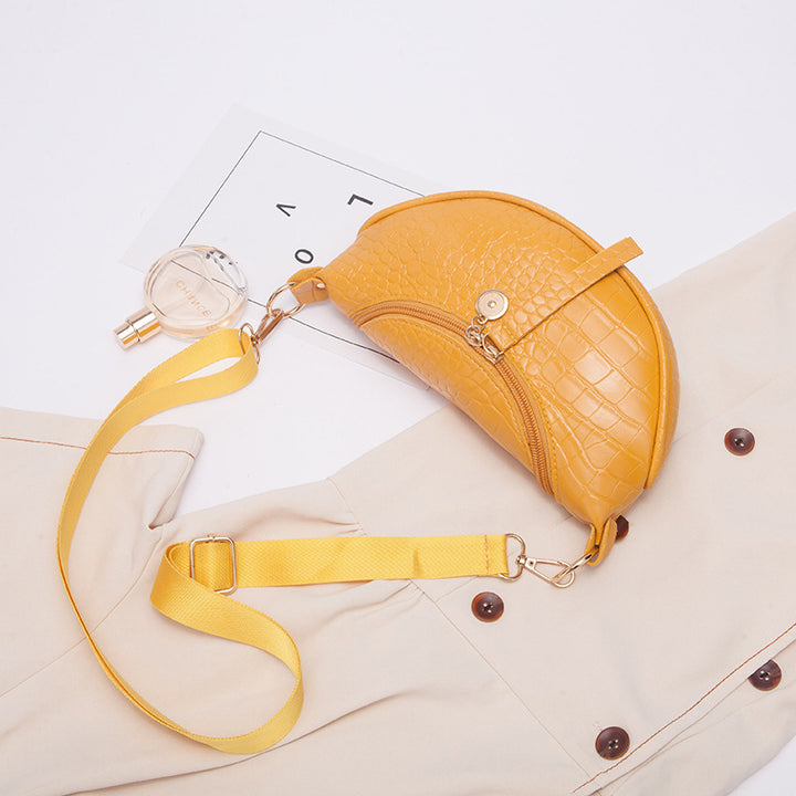 Women Crocodile Pattern Crescent Shoulder Bag Minimalist Solid Color Crossbody Bag
