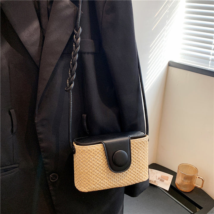 Mini Cute Straw Crossbody Bag Solid Color Flap Shoulder Bag Versatile Vacation Bag