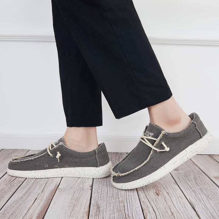 Men's and Women‘s Round Toe Lightweight Flats Slip on Sneakers Walking Shoes