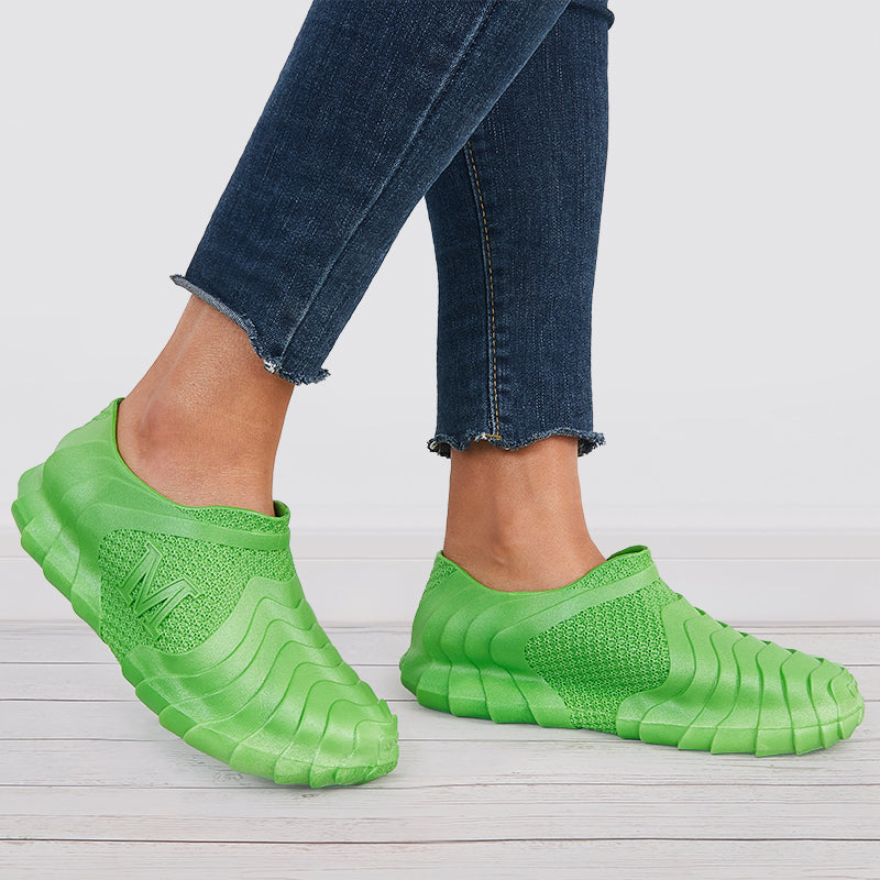 Women Slip on Rain Shoes Waterproof Low Top Outdoor Shoes