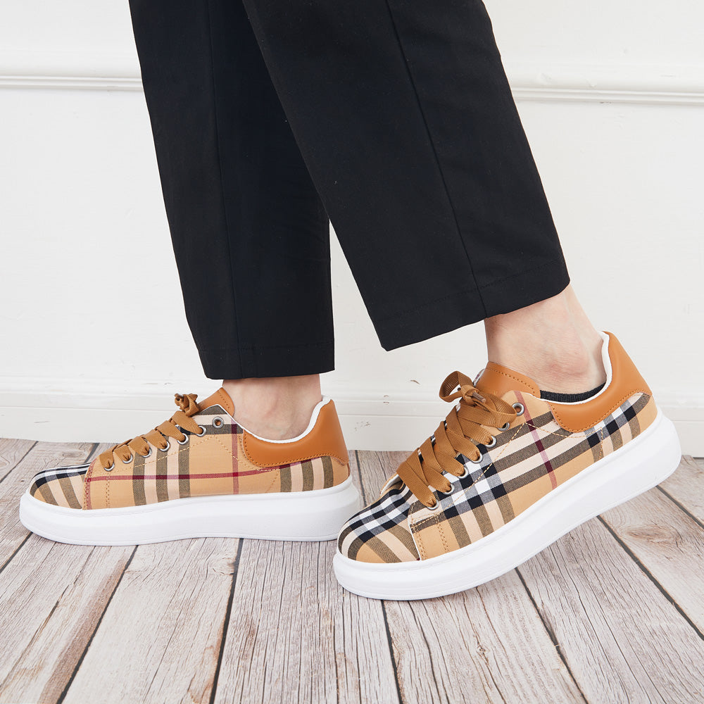 Unisex Plaid Sneakers Lace Up Casual Walking Shoes