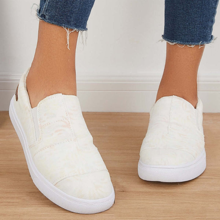 Casual White Slip-On Loafers Low Top Platform Canvas Shoes