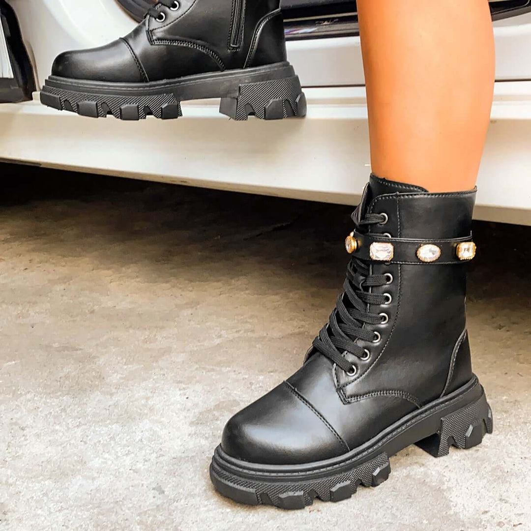 Black Platform Lug Sole Ankle Boot Side Zipper Combat Booties
